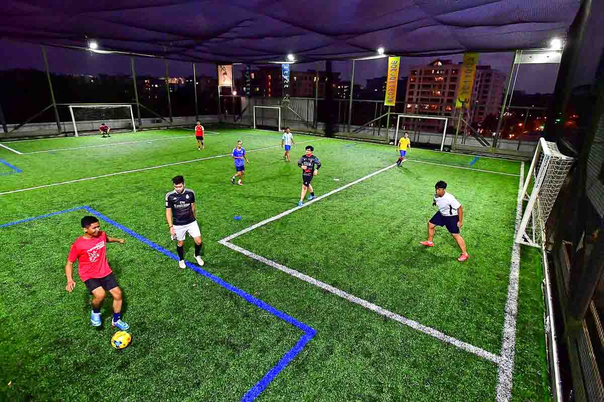 Futsal Singapore - Singapore on a Budget