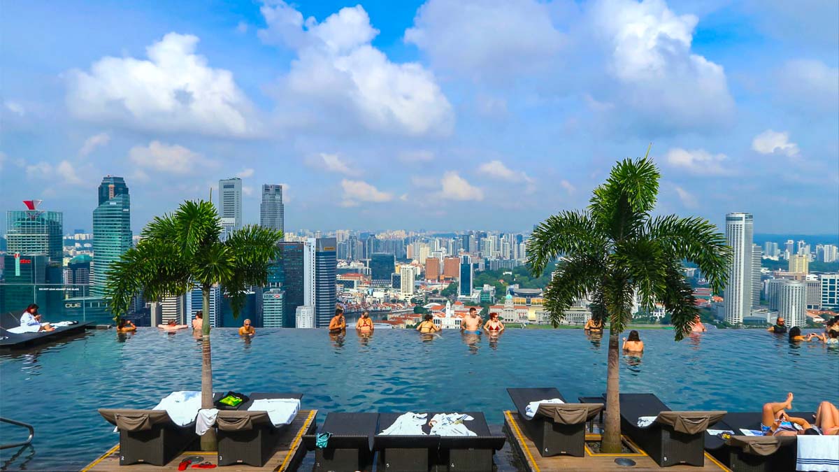 Infinity Pool at Marina Bay Sands - Singapore Travel Guide