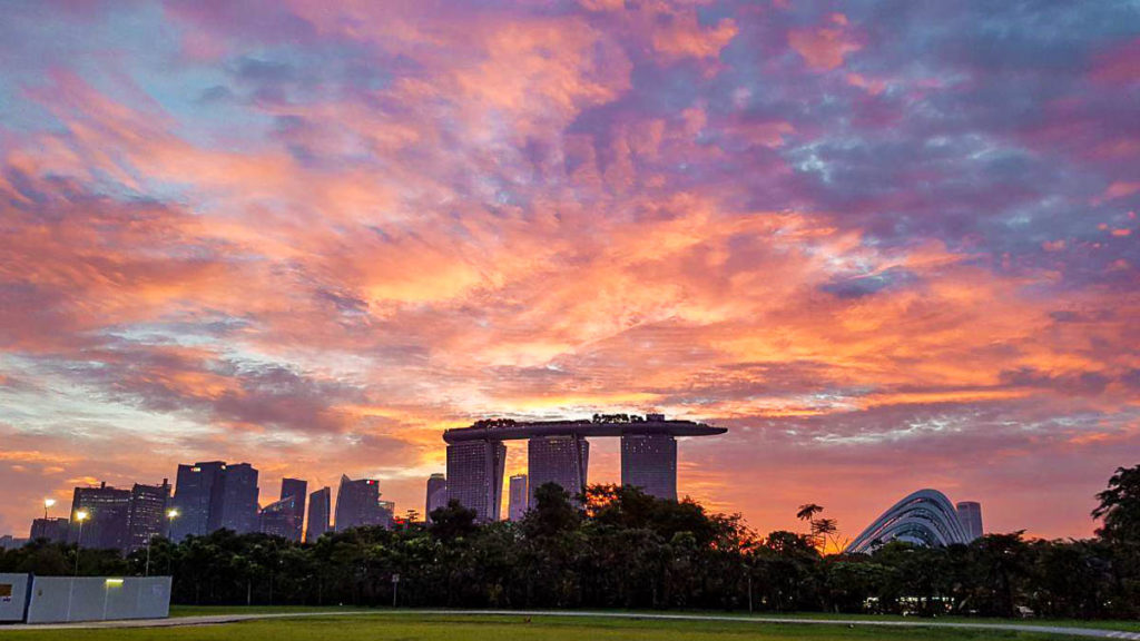 Marina Bay Sands Sunset - Singapore Travel Guide