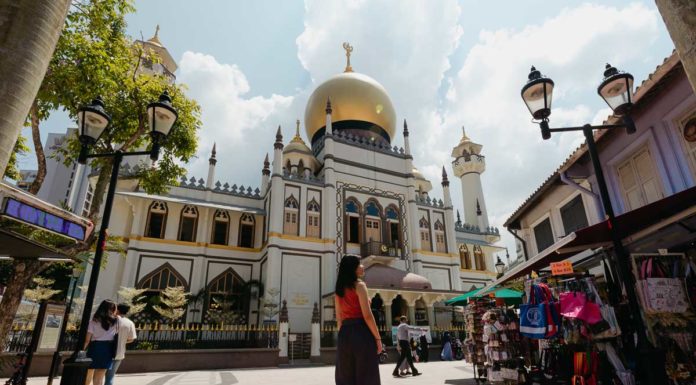 Outside Sultan Mosque in Kampong Glam - Singapore Travel Guide