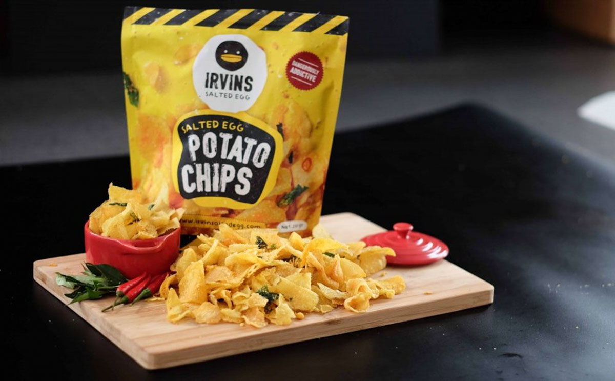 Salted Egg Chips - What to Eat in Singapore