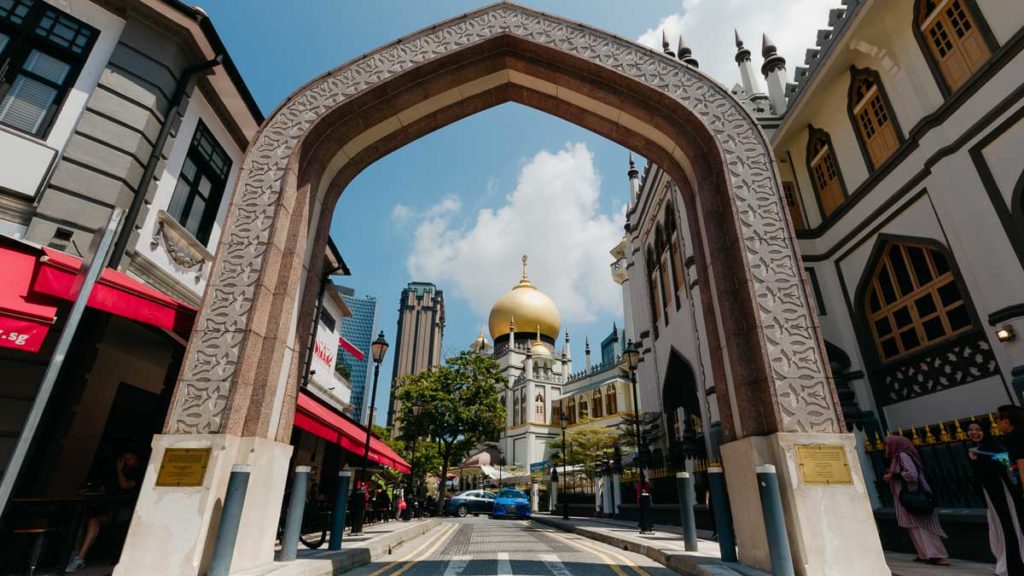 Sultan Mosque in Kampong Glam - Singapore Travel Guide