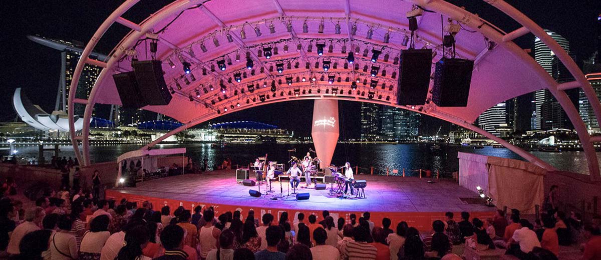 esplanade outdoor theatre - Singapore on a Budget