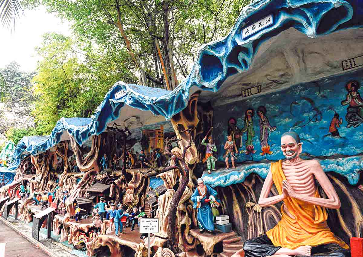 haw par villa - Singapore on a Budget