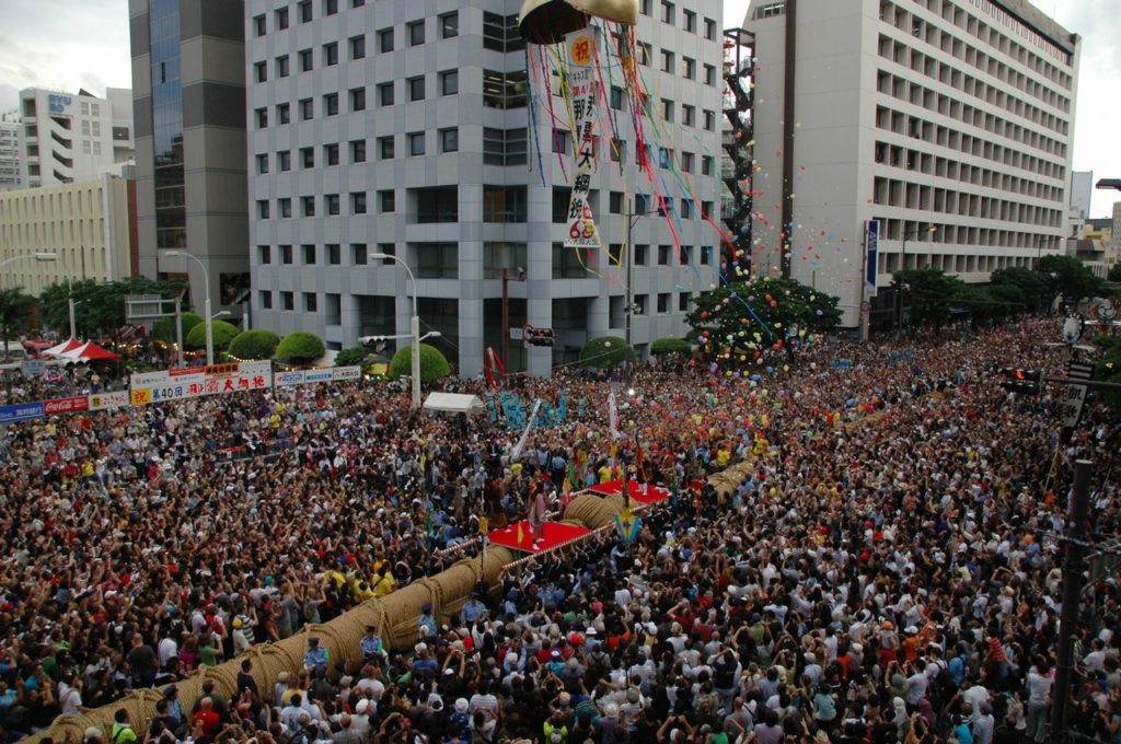 Naha Tug of War - Okinawa Guide