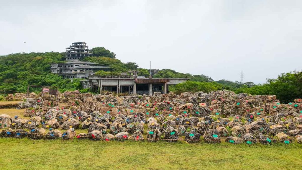 Nakagusuku castle ruins abandoned hotel - Okinawa Guide