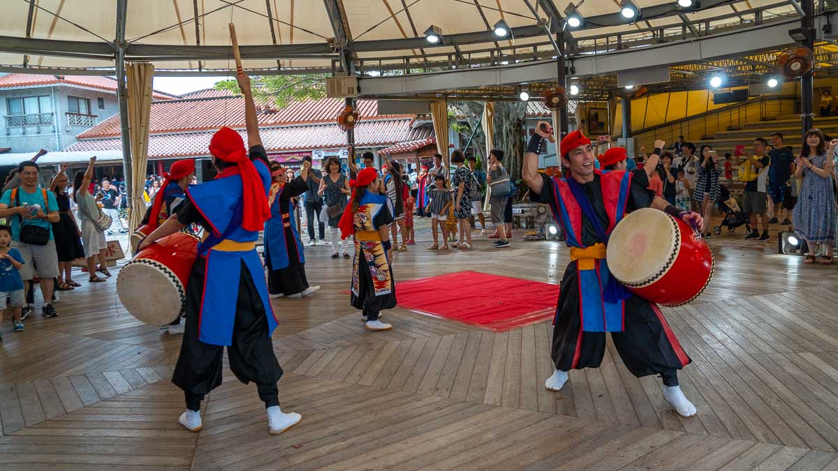 Okinawa World Eisa Dance - Okinawa Itinerary