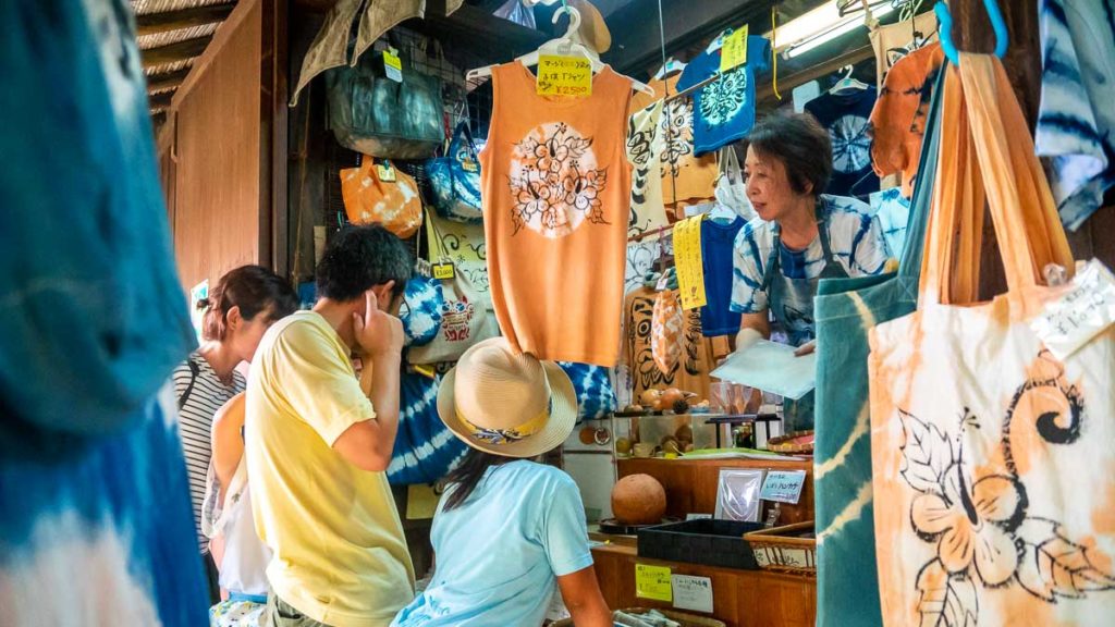 Okinawa World Indigo Dyeing Shop Okinawa Itinerary
