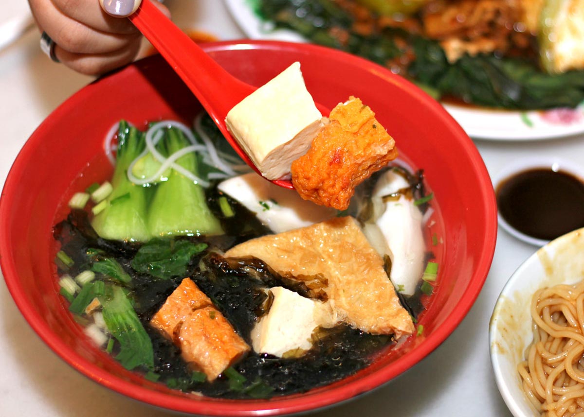 Yong Tau Foo at Fu Lin - What to Eat in Singapore