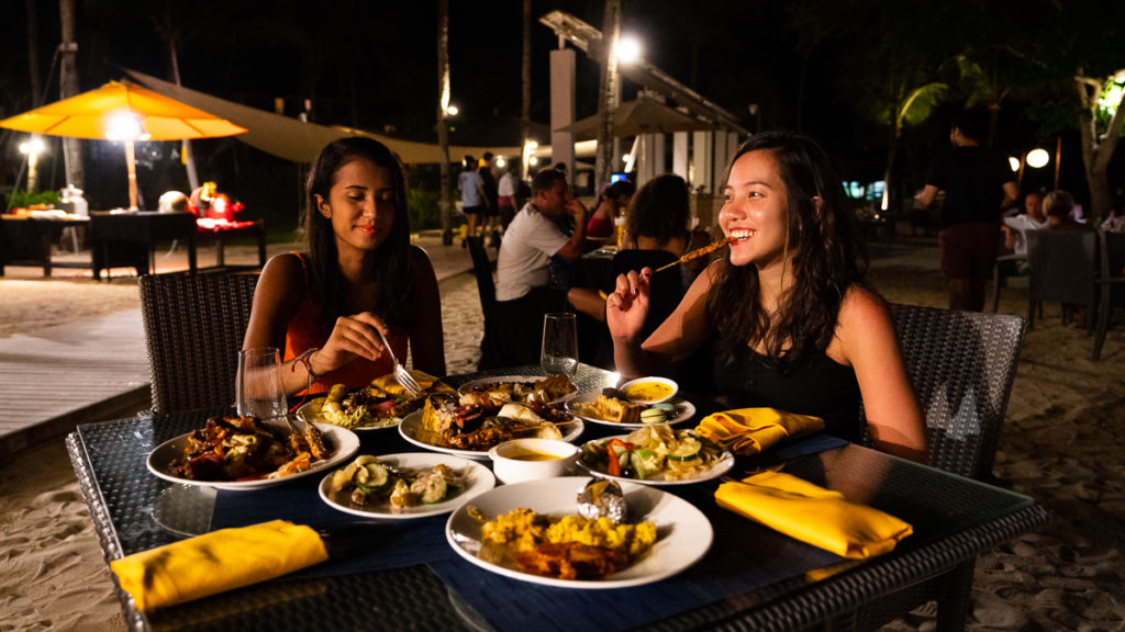 Dinner buffet at Xana Beach Club in Bintan