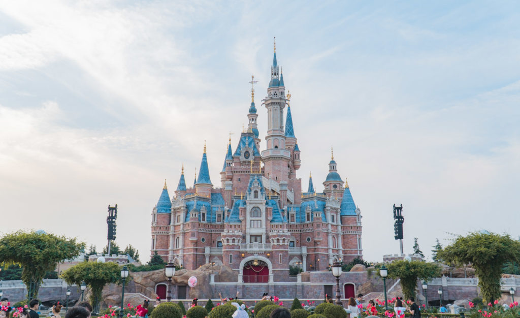 Disneyland Castle - Shanghai Disneyland Guide