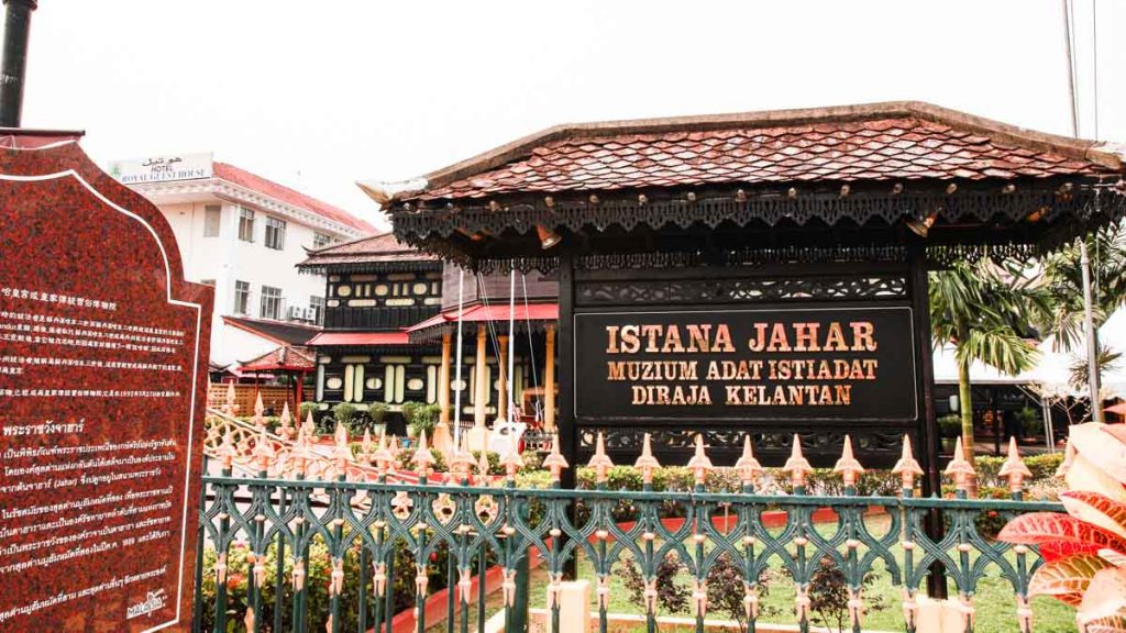 Kota Bharu Istana jahar museum - Kota Bharu Guide Perhentian Island