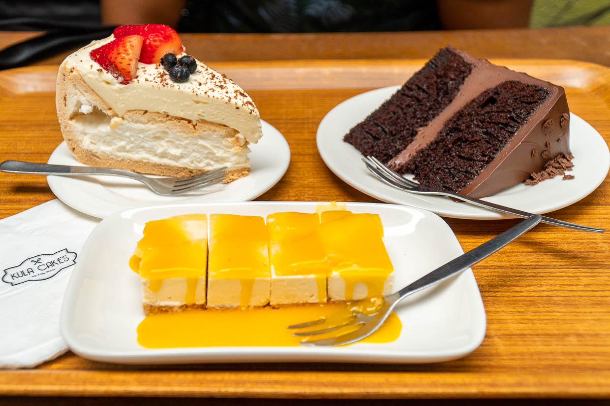 Kula Cakes Mango Cheesecake Chocolate Cake Pavlova - Where to Eat in Kuantan