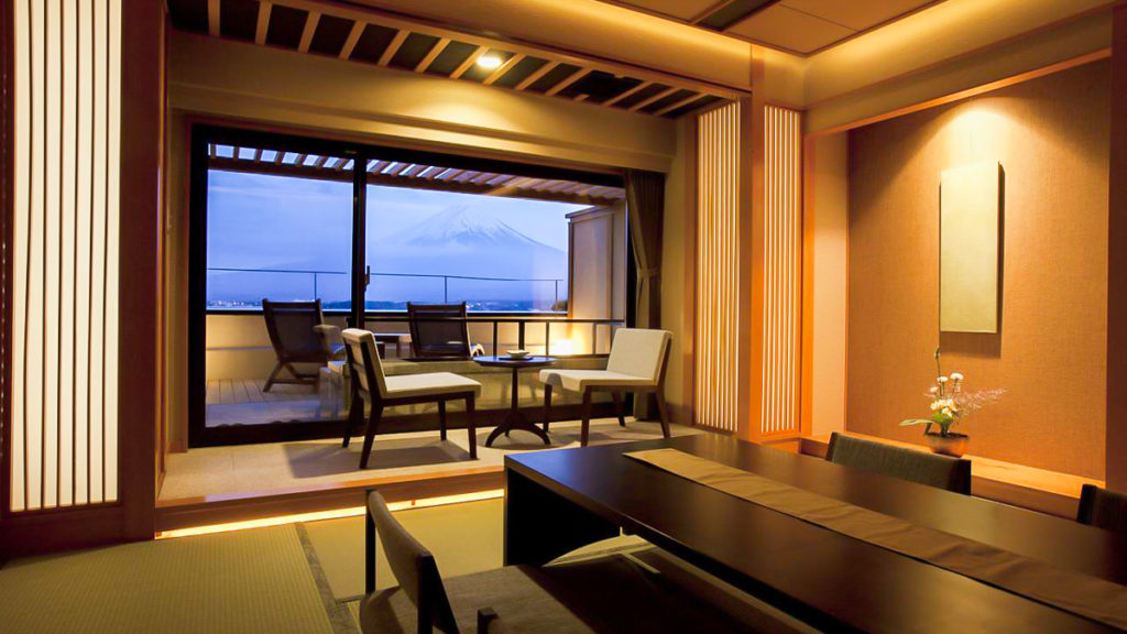 Lounge of Shuhokaku Kogetsu - Hotels In Japan