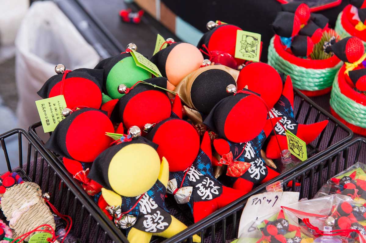 Traditional Folk Crafts at Miyagawa Morning Market