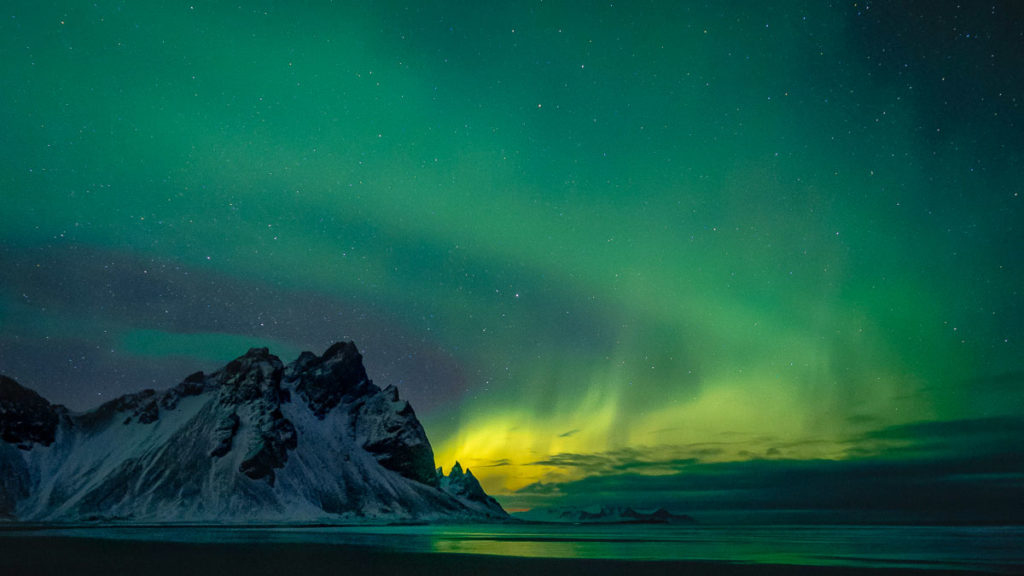 Iceland Northern Lights - Travel Internship programme