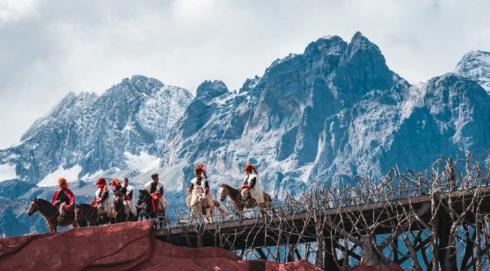 The Ultimate First-timer’s Guide to China — Budget Tips, Mistakes to Avoid & More Impression Lijiang - Yunnan Nature