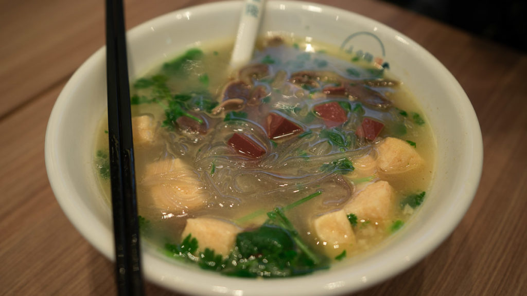duck-blood-noodle-shanghai-food