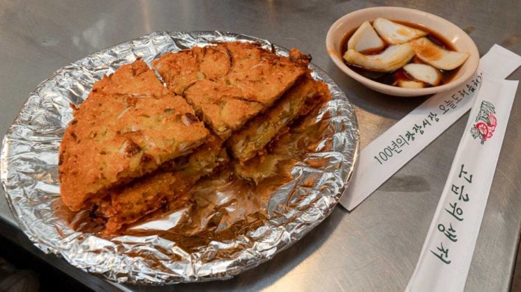 Seoul Food Guide — 23 Things To Eat In Hongdae, Myeongdong etc