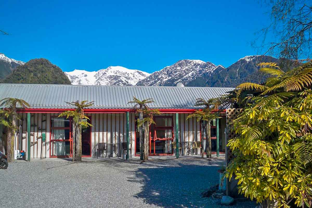 Glow Worm Accommodation - New Zealand Accommodation