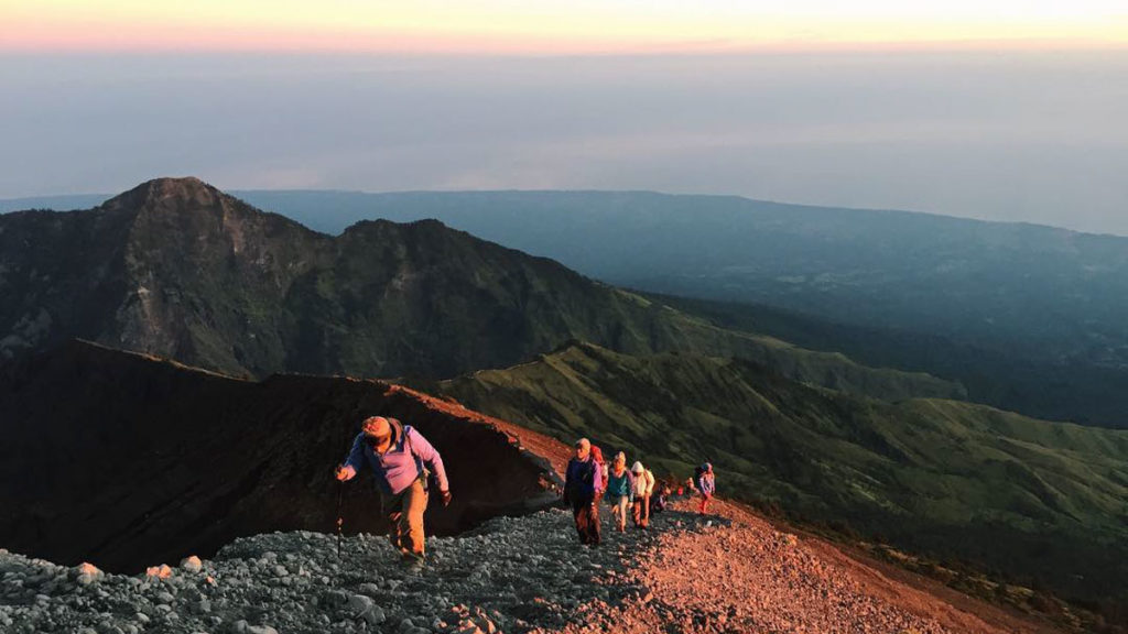 Lombok Indonesia Mount Rinjani Summit Push Sunrise - Short Getaways