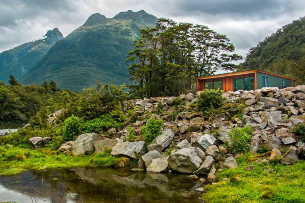 Milford Sound Mountain Chalet