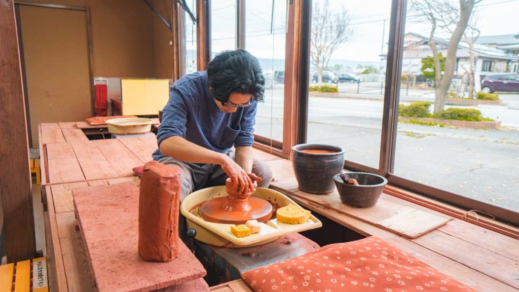 Sado Gyokudo Kamamoto Ceramic Art Experience