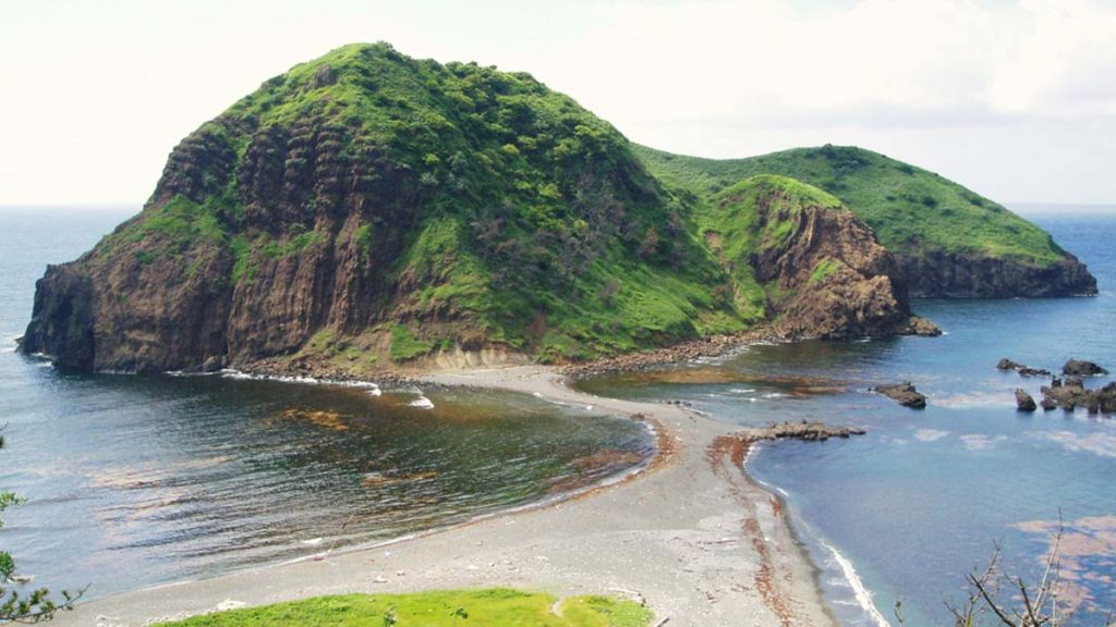 Sado Island Futatsugame Beach