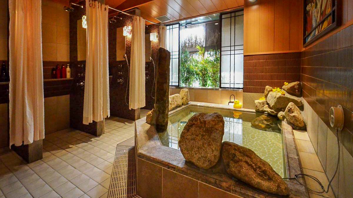 Onsen at Global Cabin Tokyo Suidobashi - Where to Stay in Tokyo