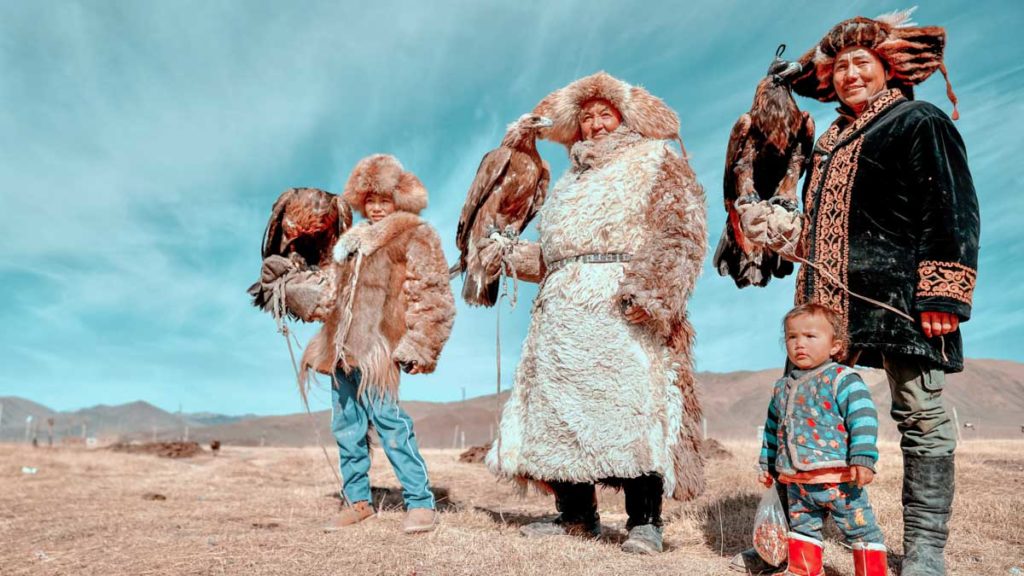 Sagsai Village Eagle Hunter Family - West Mongolia Itinerary