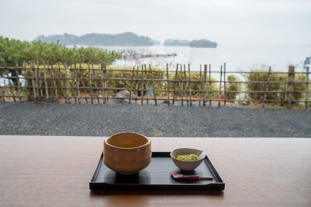 Kanrantei Shiogama Matcha Zunda Mochi Set - South Tohoku Japan Guide