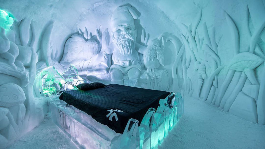 igloo hotel inside