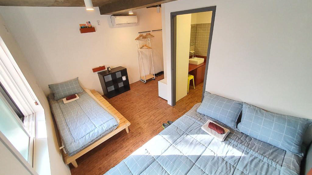 Hi Jun Guesthouse Guest Room - Where to Stay in Seoul