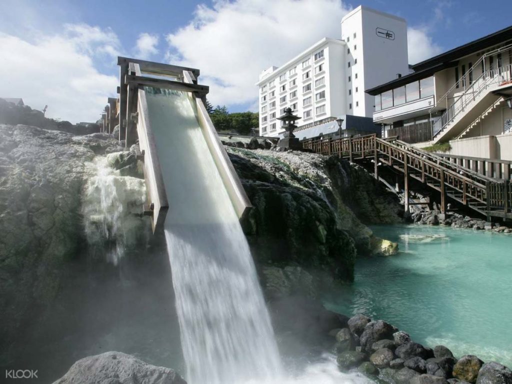 Kusatsu Onsen Yubatake - Onsen Resorts in Japan