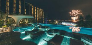 Village Hotel Sentosa - Staycation in Singapore