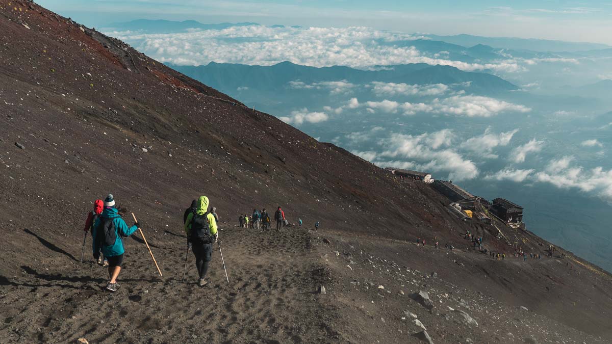 Climbing-Mount-Fuji- The Travel Intern