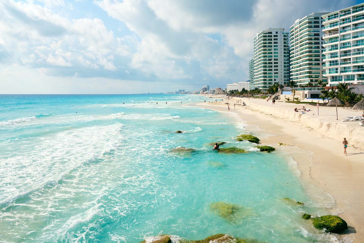 Mexico Cancun beach - Travel Discounts for COVID-19