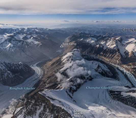 Stunning 360° Panorama of Mount Everest 360 Panorama of Mount Everest