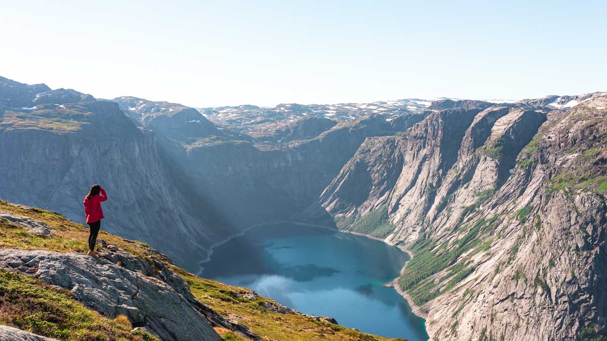 Solo travel visting Trolltunga in Norway