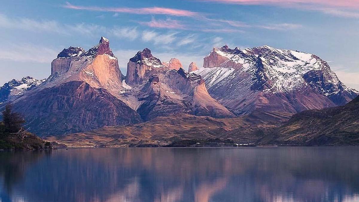 Torres del Paine National Park Lake - Hikes around the world