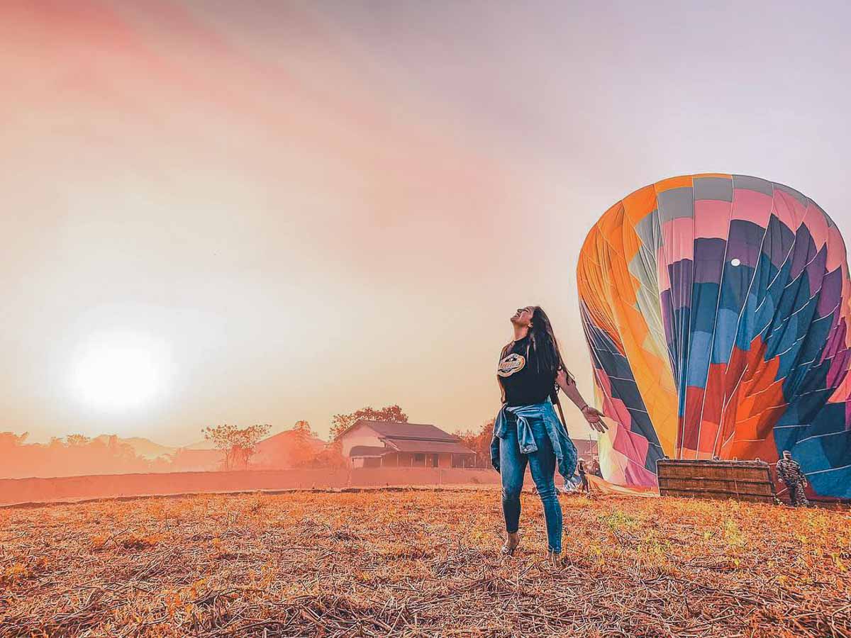 Hot air balloon ride in Vang Vieng - lesser-known destinations