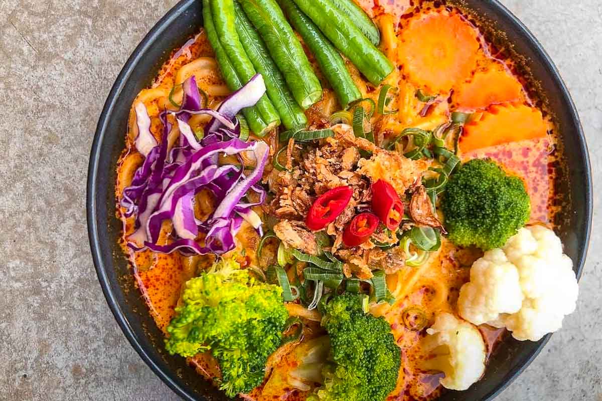 Chow Darwin Laksa - Lesser-known things to do in Australia