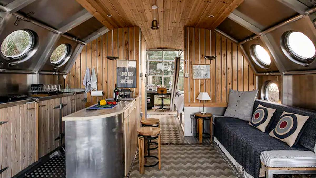 Drimnin Scotland Airship Airbnb Interior - Dream Homes Around The World