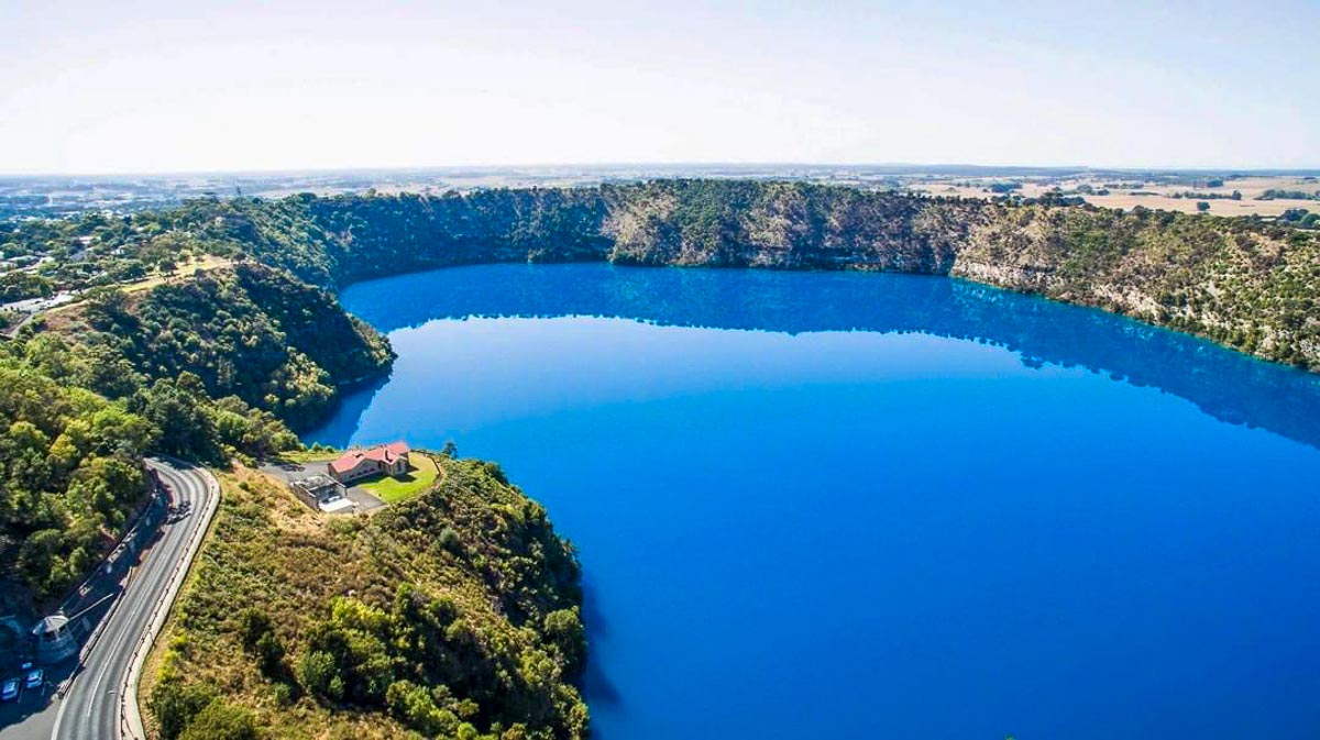 Blue Lake Mount Gambier - Australia Road Trip Itinerary