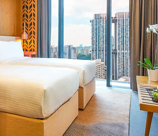 Featured - Budget Singapore Staycation Ideas