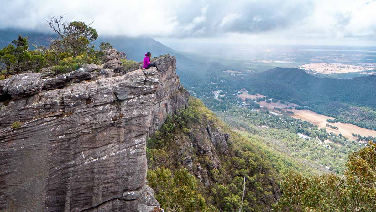 Pinnacles Hike Grampians Victoria - Australia Road Trip Itinerary