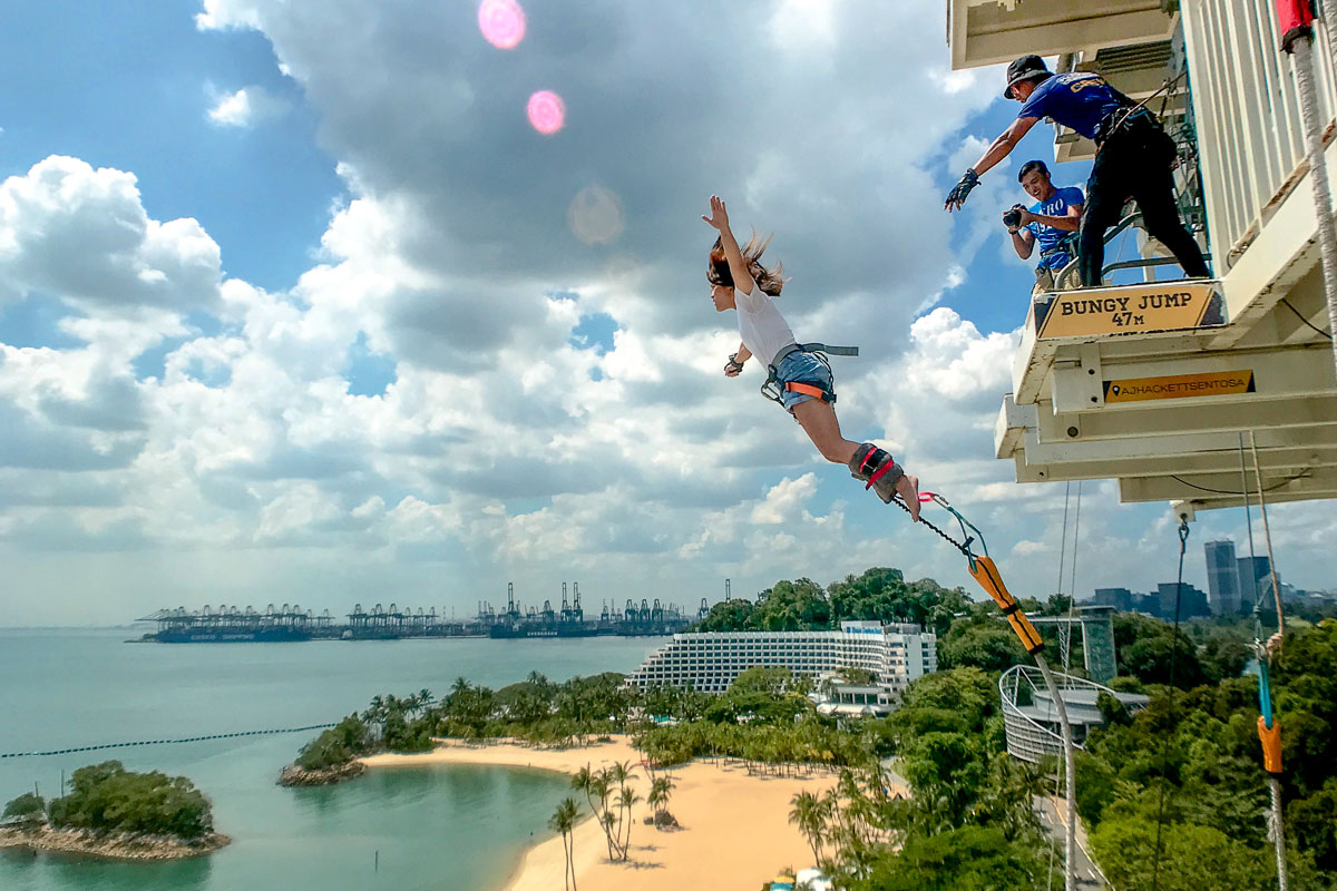 AJ Hackett Sentosa Attraction Bungy Jump - Things to Do in Singapore