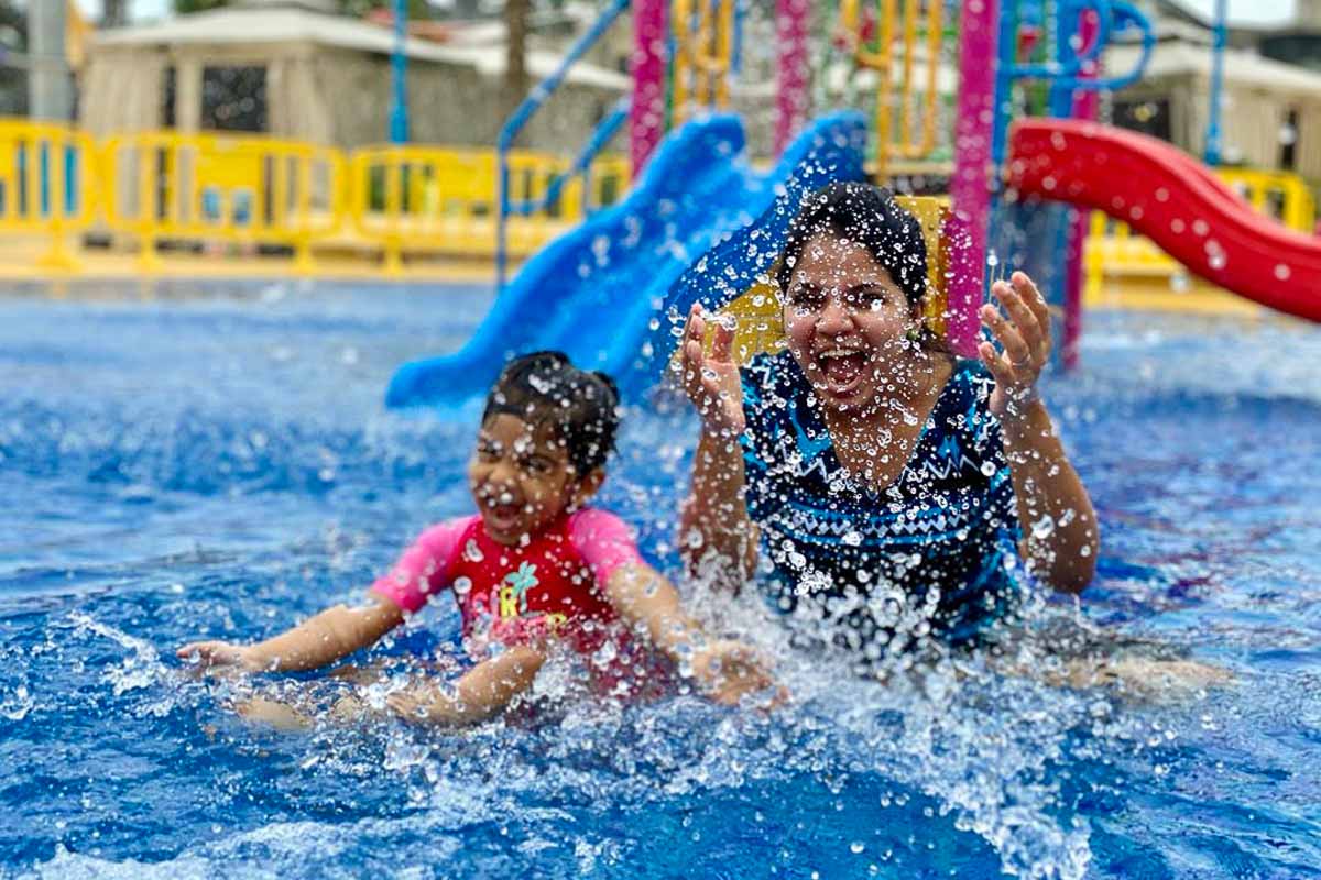 Family Playing at Wild Wild Wet Kidz Zone - SingapoRediscovers Vouchers