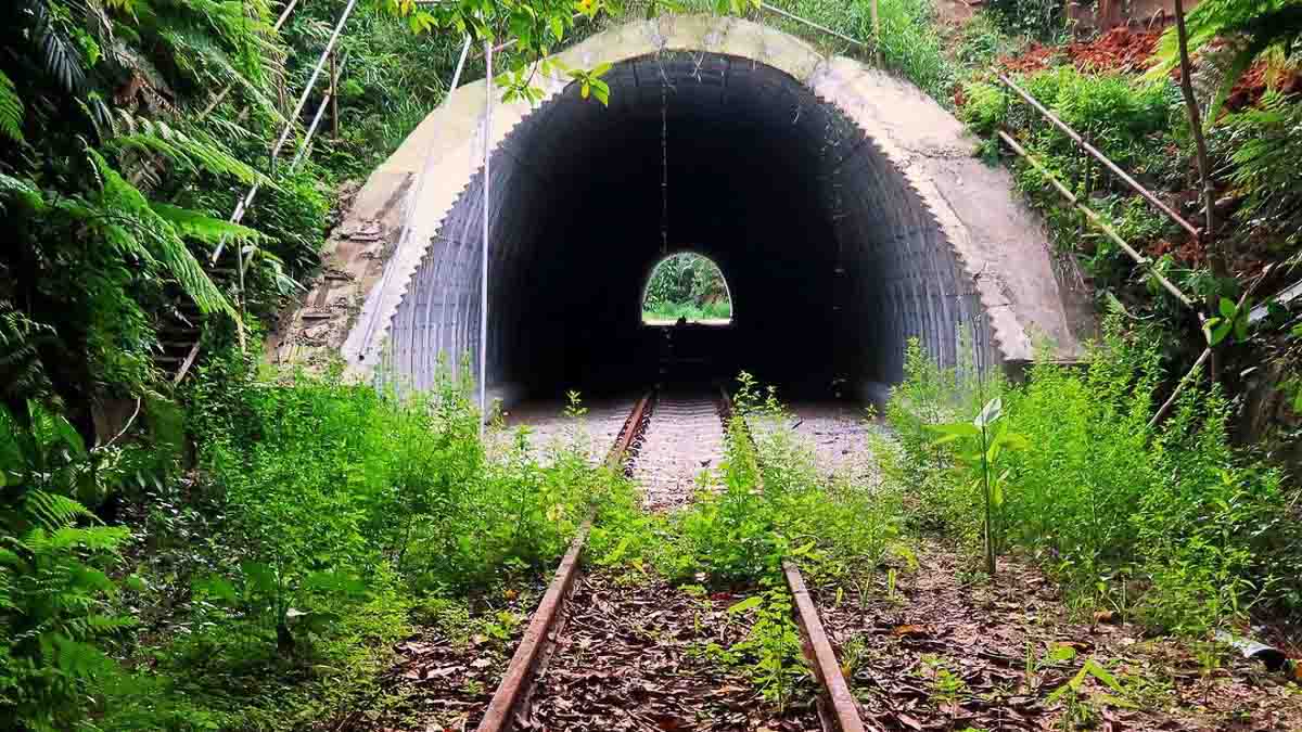 Jurong Rail Tunnel - Abandoned Places in Singapore