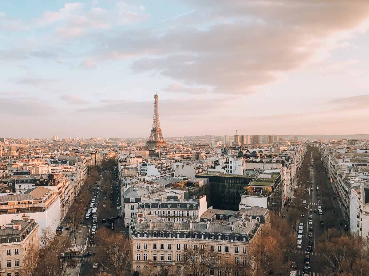 Paris - Budget saving tips in Europe